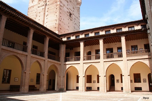 Patio de armas del Castillo de la Mota de Medina del Campo